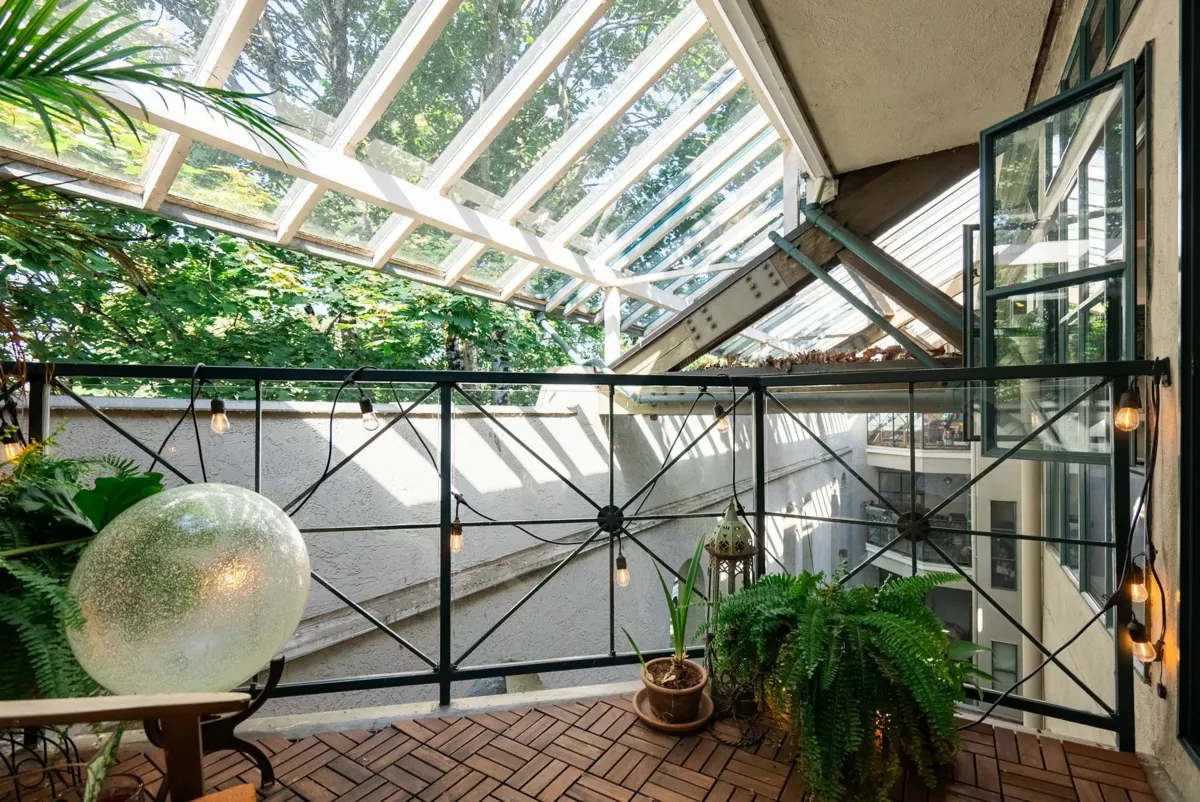 Outdoor Patio Photo of 303 700 E Pender Street, Vancouver, BC