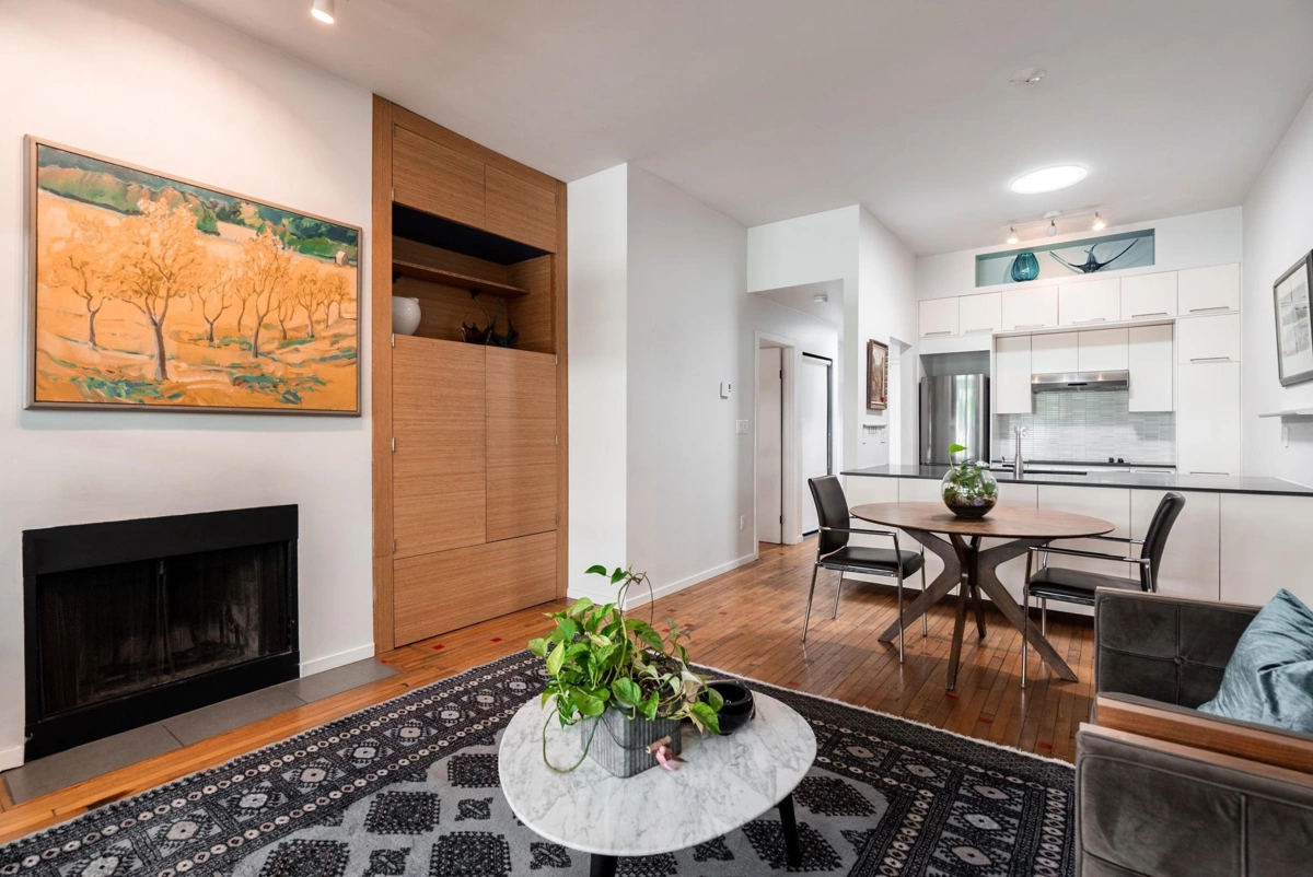 Primary Bedroom Photo of 303 700 E Pender Street, Vancouver, BC