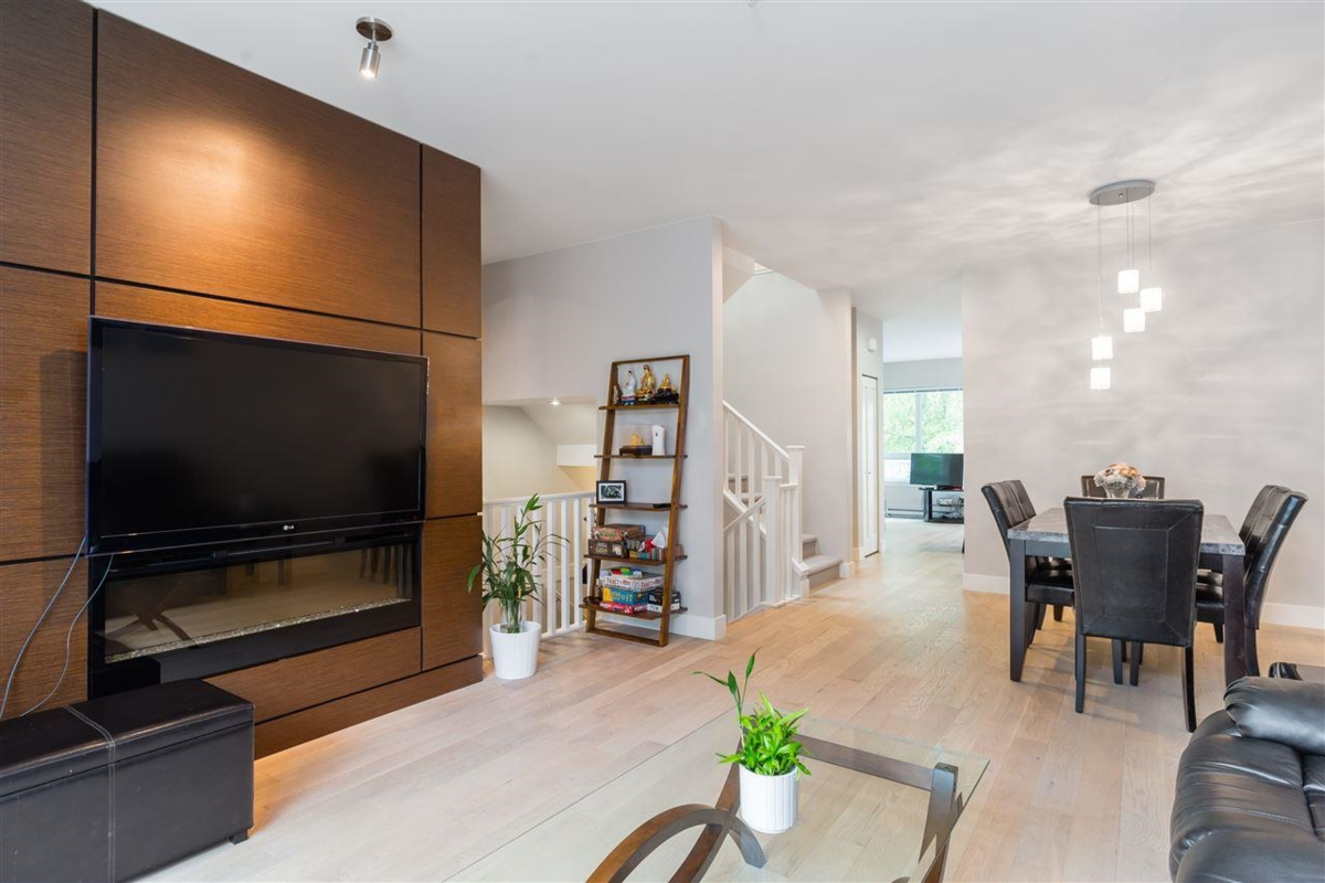 Kitchen Island Photo of 1 258 Camata Street, New Westminster, BC