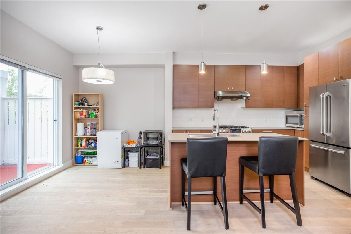 Kitchen Photo of 1 258 Camata Street, New Westminster, BC