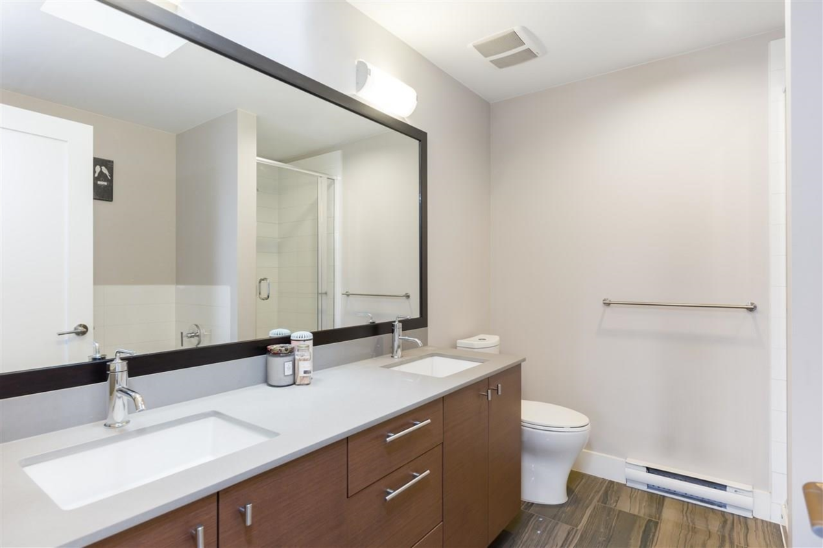 Walk-In Closet Photo of 1 258 Camata Street, New Westminster, BC