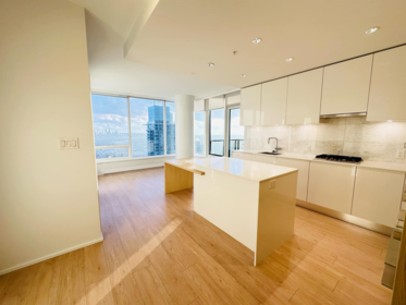 5007 4510 Halifax Way, Burnaby, BC, Burnaby — Apartment/Condo for sale