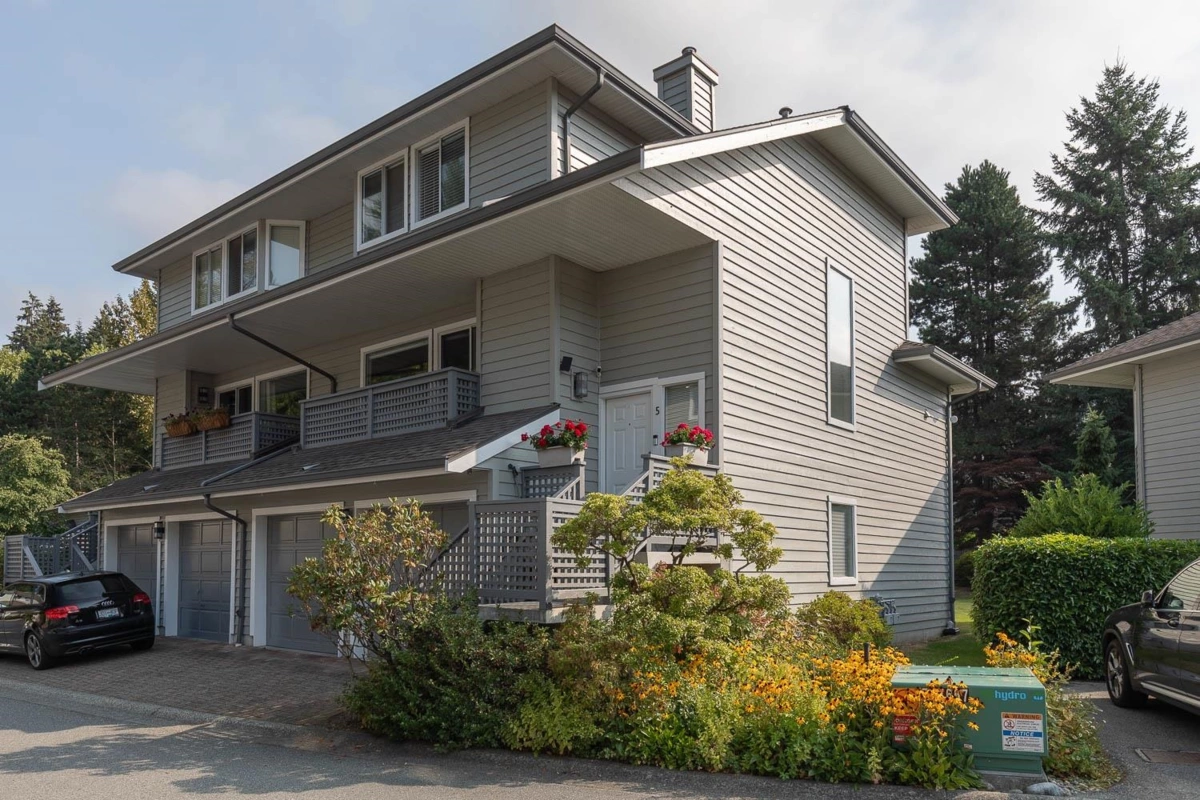 Exterior Front Photo of 5 3634 Garibaldi Drive, North Vancouver, BC