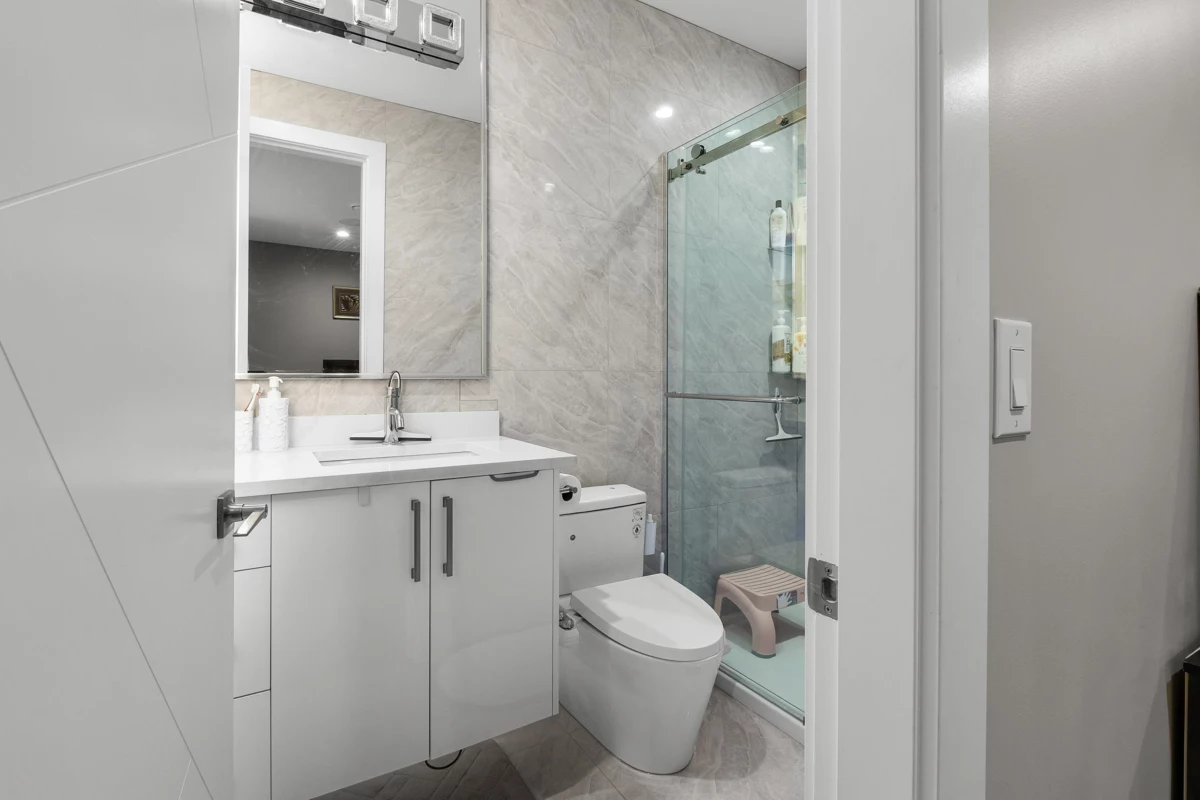 Basement Recreation Room Photo of 11069 132 Street, Surrey, BC