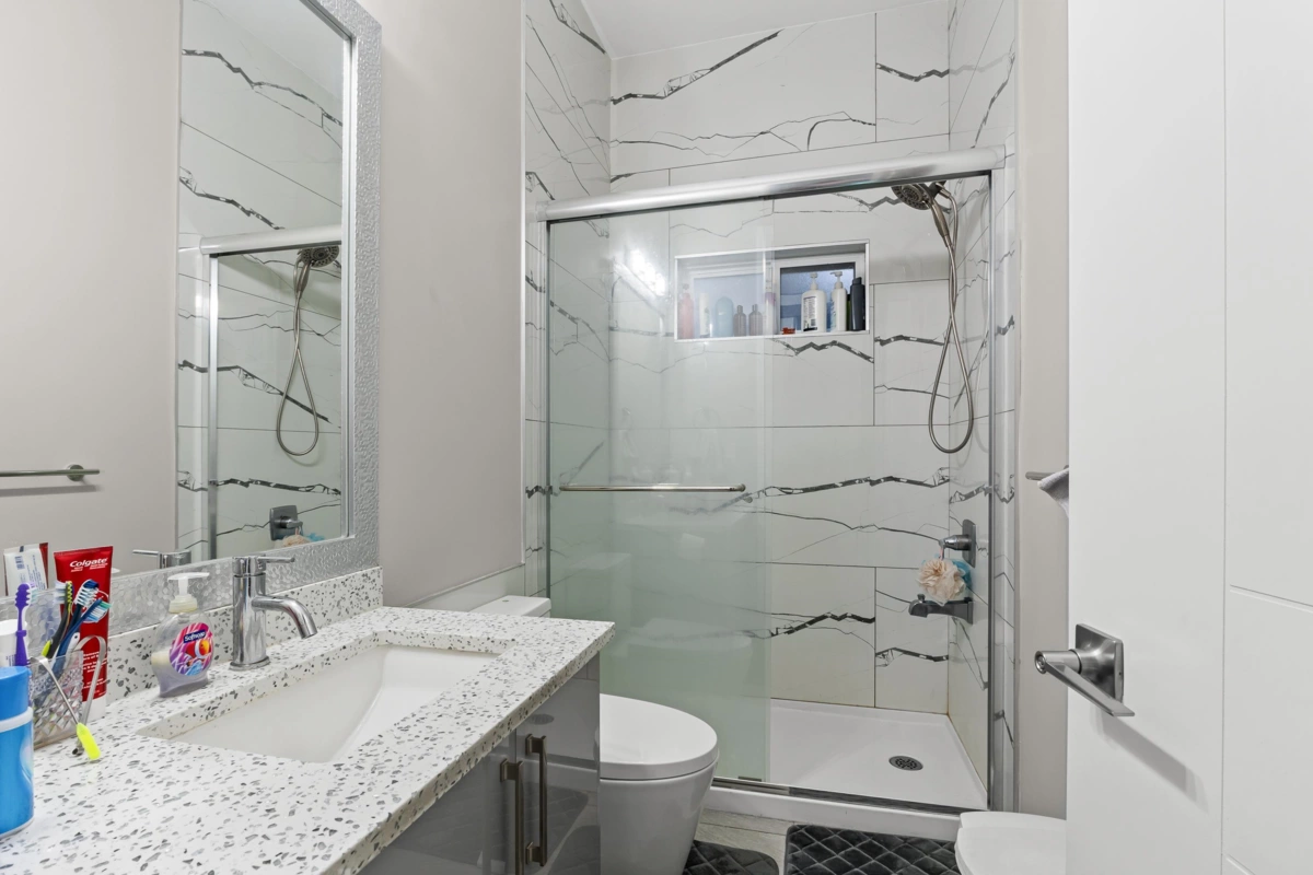 Garden / Landscaping Photo of 11069 132 Street, Surrey, BC