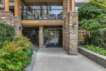 121 32445 Simon Avenue, Abbotsford, BC, Abbotsford — Apartment/Condo for sale