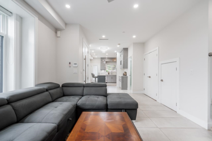Breakfast Nook Photo of 6370 Ross Street, Vancouver, BC