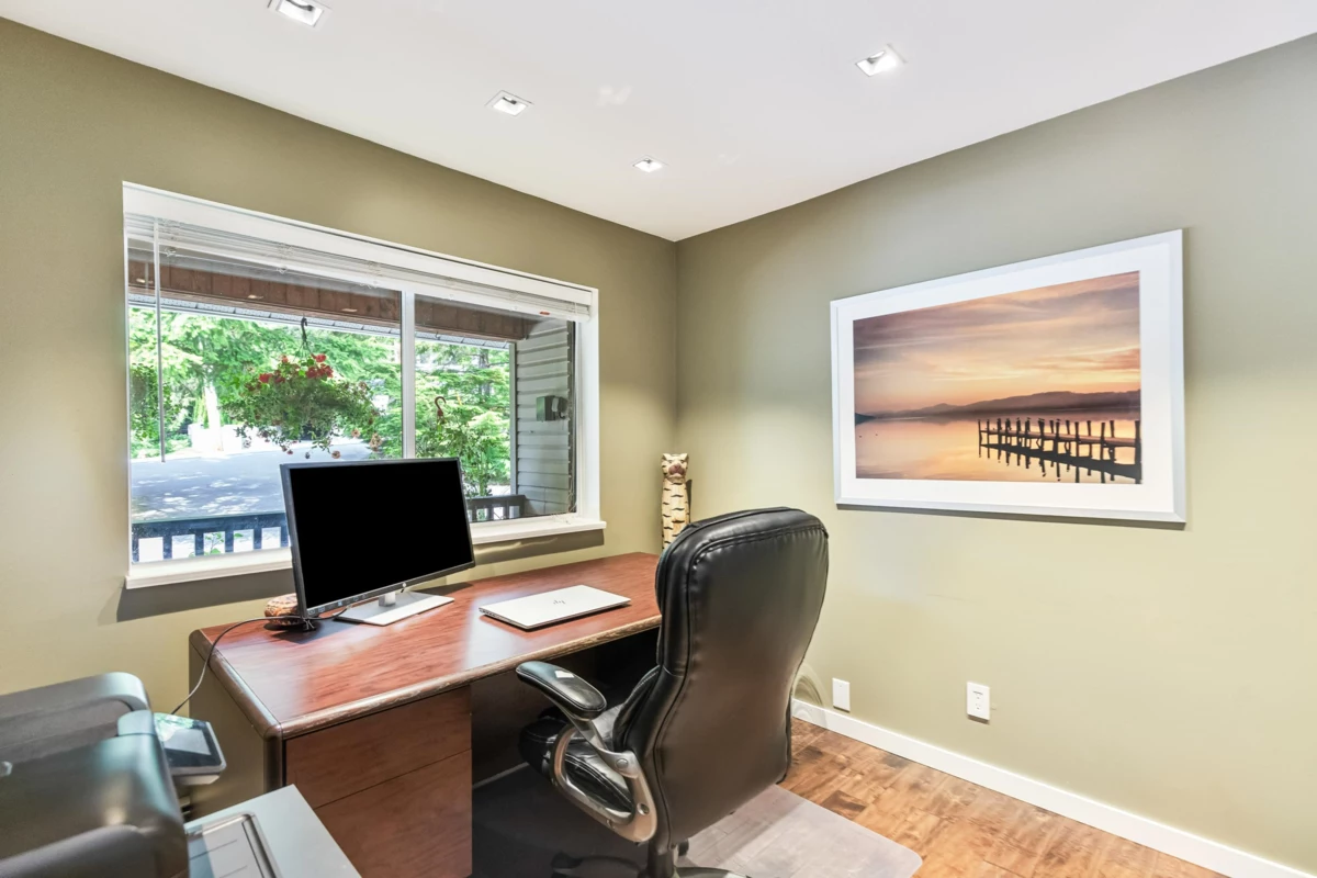 Basement Recreation Room Photo of 27740 Sayers Crescent, Maple Ridge, BC