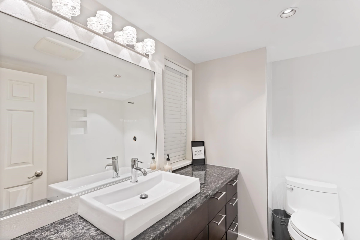 Powder Room Photo of 27740 Sayers Crescent, Maple Ridge, BC