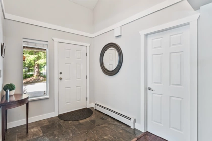 27740 Sayers Crescent, Maple Ridge, BC, Maple Ridge — Single Family Residence for sale