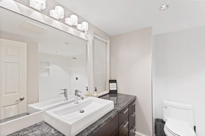 Guest Bathroom Photo of 27740 Sayers Crescent, Maple Ridge, BC