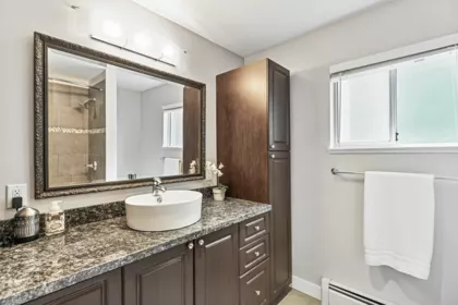 Hallway Photo of 27740 Sayers Crescent, Maple Ridge, BC