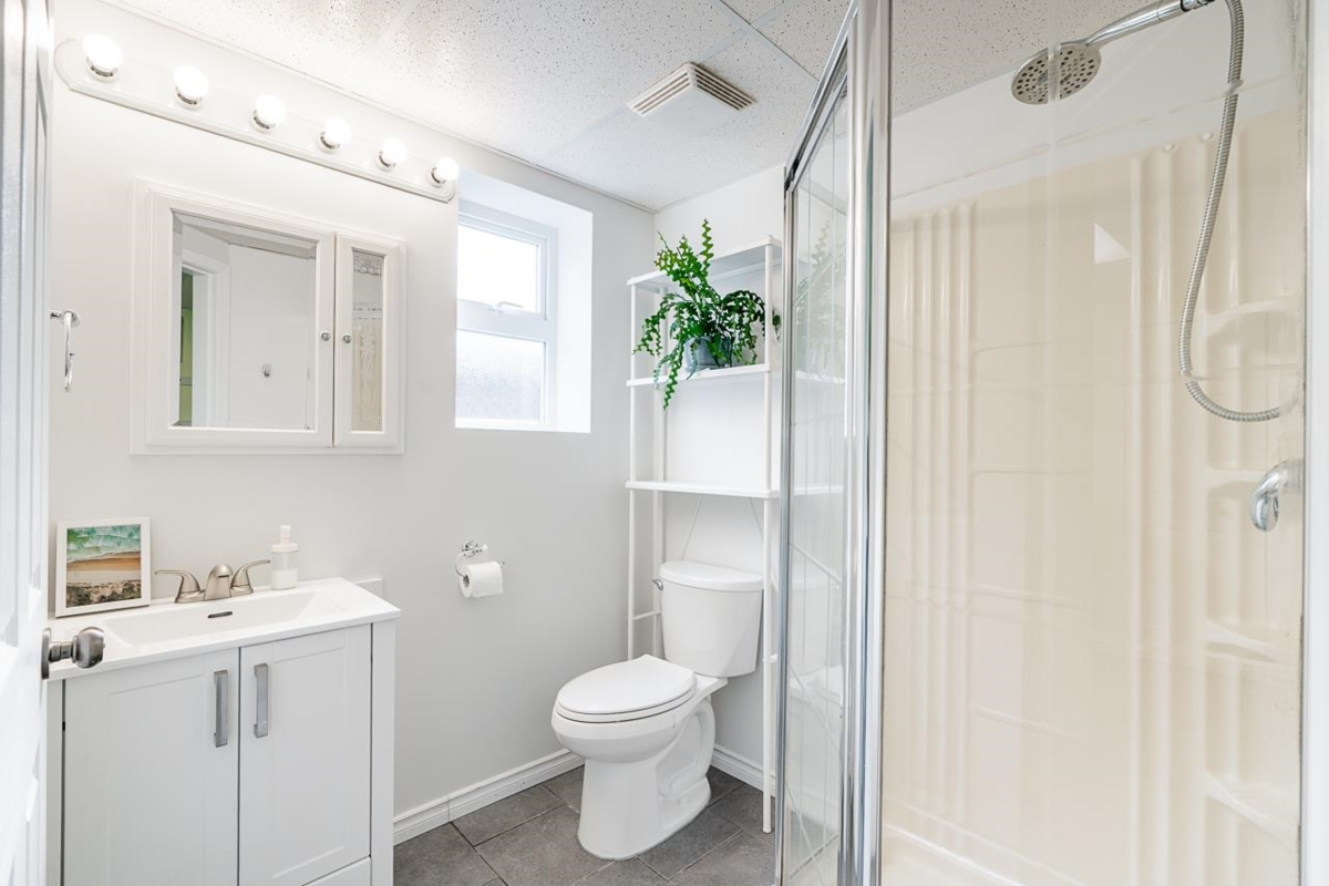 Garden / Landscaping Photo of 1185 Eagleridge Drive, Coquitlam, BC