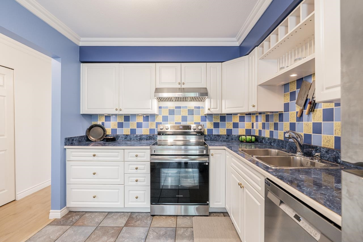 Staircase Photo of 1185 Eagleridge Drive, Coquitlam, BC