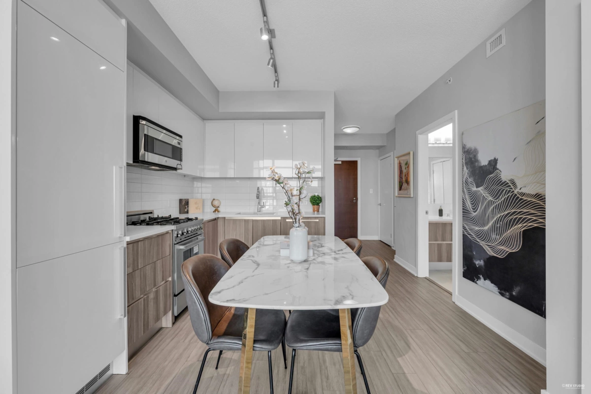 Primary Bathroom Photo of 3002 4900 Lennox Lane, Burnaby, BC