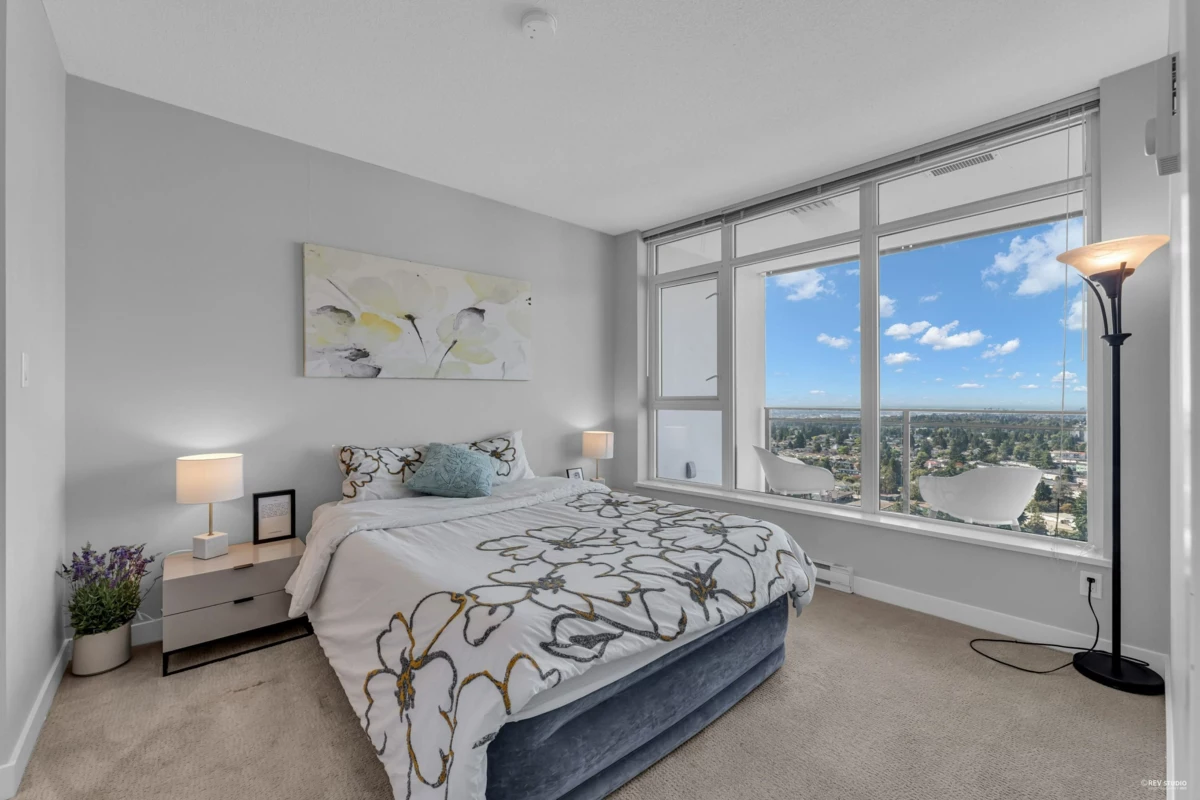 Walk-In Closet Photo of 3002 4900 Lennox Lane, Burnaby, BC