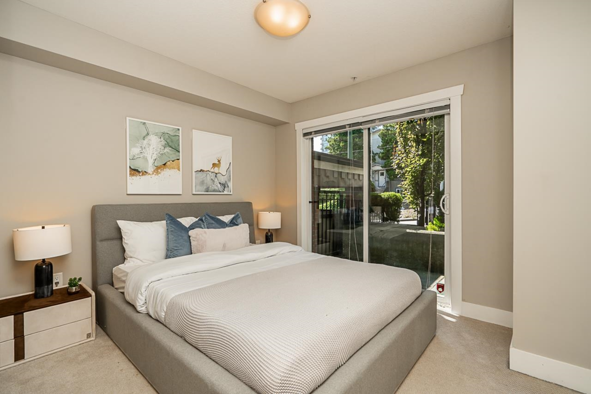 Backyard Photo of 109 828 Royal Avenue, New Westminster, BC