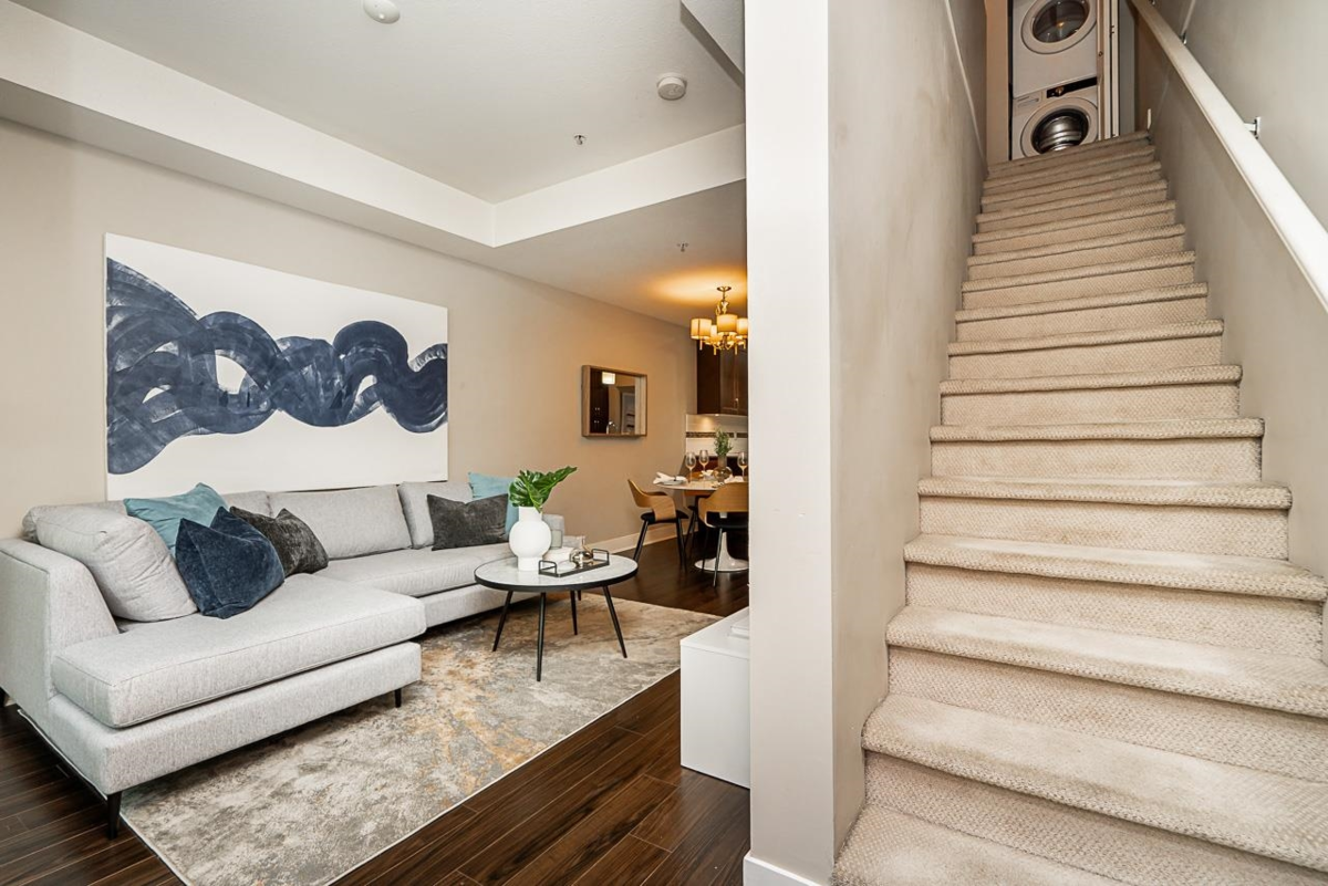 Breakfast Nook Photo of 109 828 Royal Avenue, New Westminster, BC