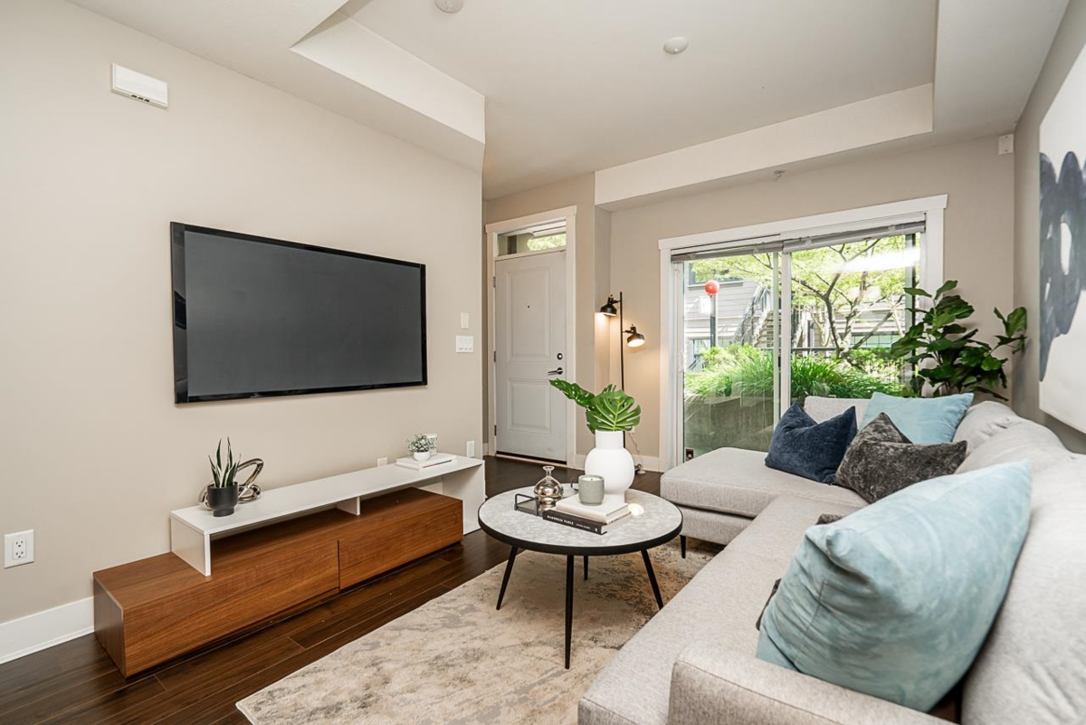 Exterior Front Photo of 109 828 Royal Avenue, New Westminster, BC