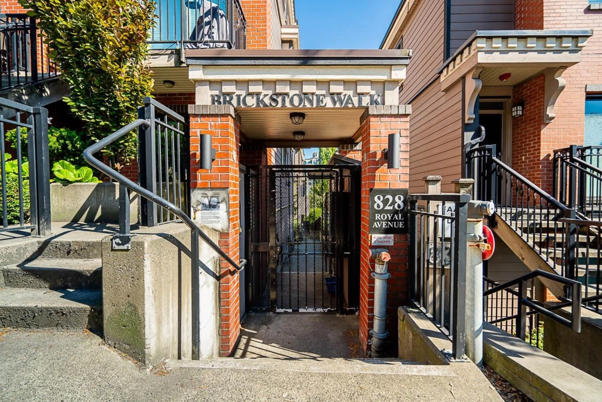Living Room Photo of 109 828 Royal Avenue, New Westminster, BC