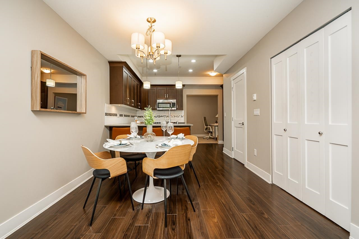 Primary Bathroom Photo of 109 828 Royal Avenue, New Westminster, BC