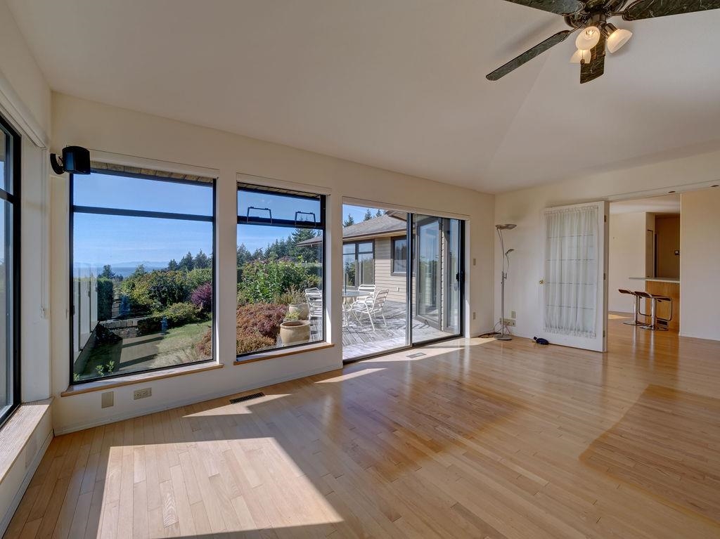 Powder Room Photo of 5170 Ridgeview Drive, Sechelt, BC