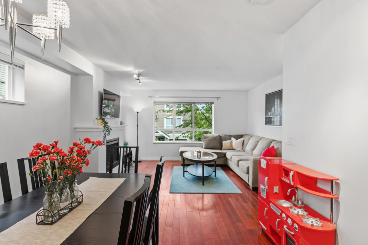 Bedroom 2 Photo of 86 6747 203 Street, Langley, BC