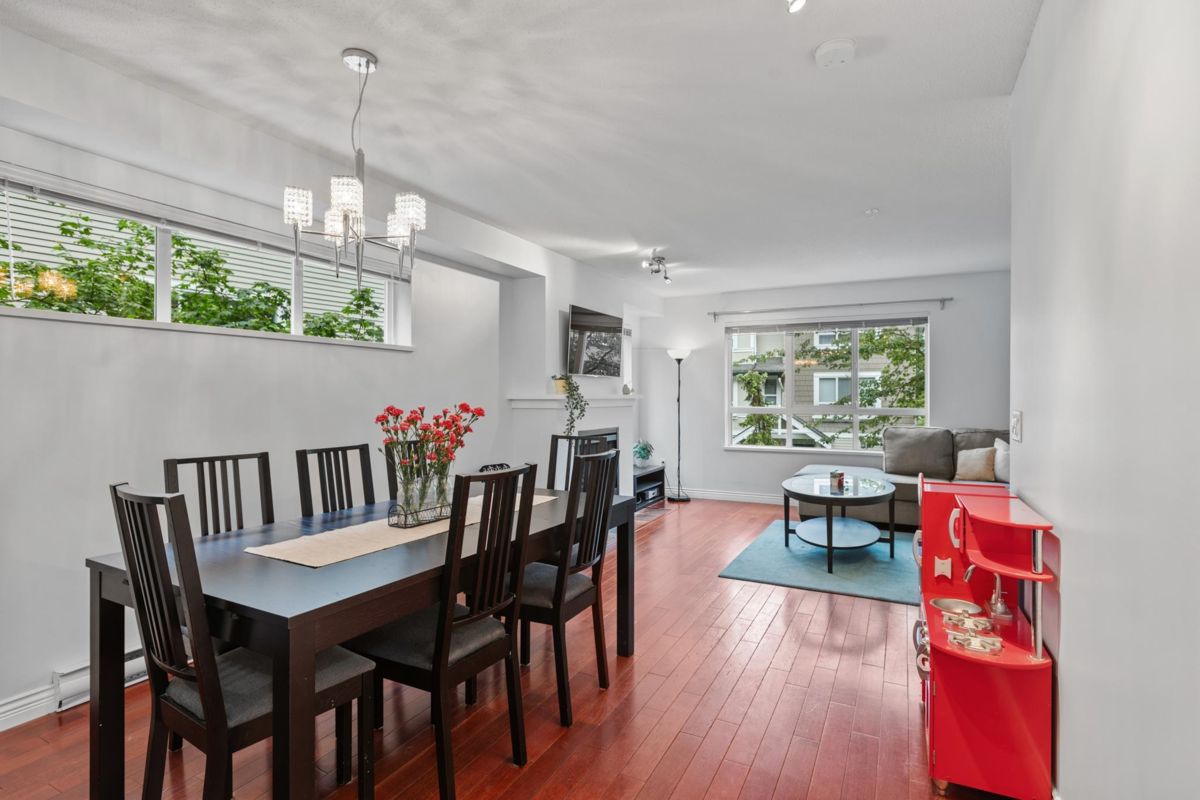 Bedroom 4 Photo of 86 6747 203 Street, Langley, BC