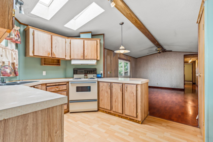 Breakfast Nook Photo of 141 145 King Edward Street, Coquitlam, BC