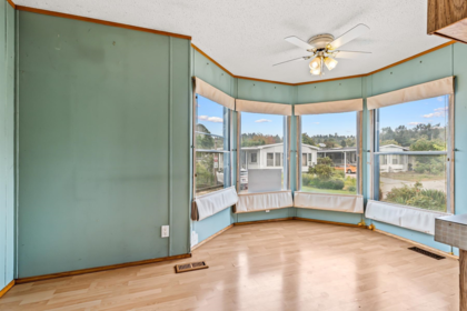 Walk-In Closet Photo of 141 145 King Edward Street, Coquitlam, BC