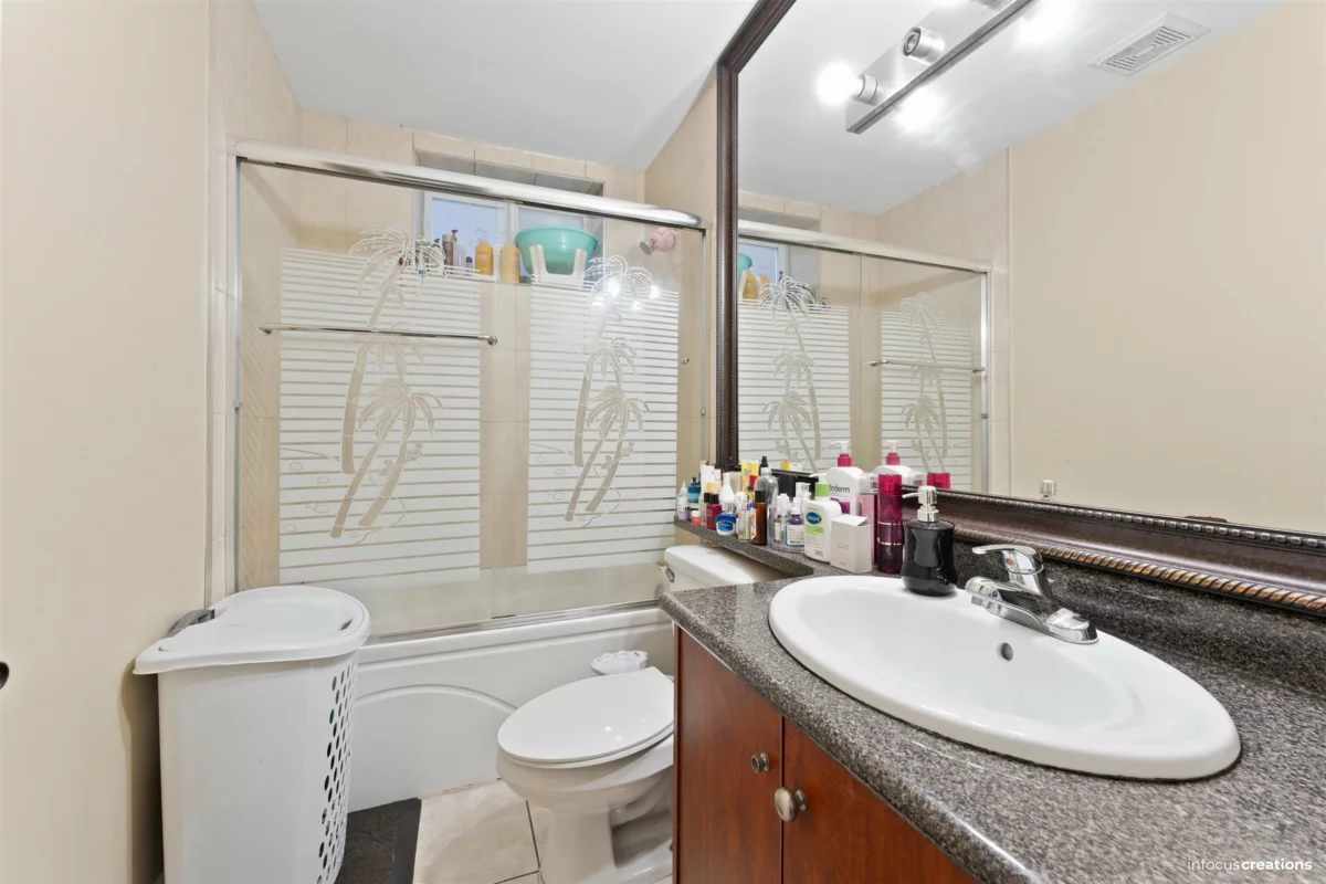 Basement Recreation Room Photo of 12567 66 Ave Avenue, Surrey, BC