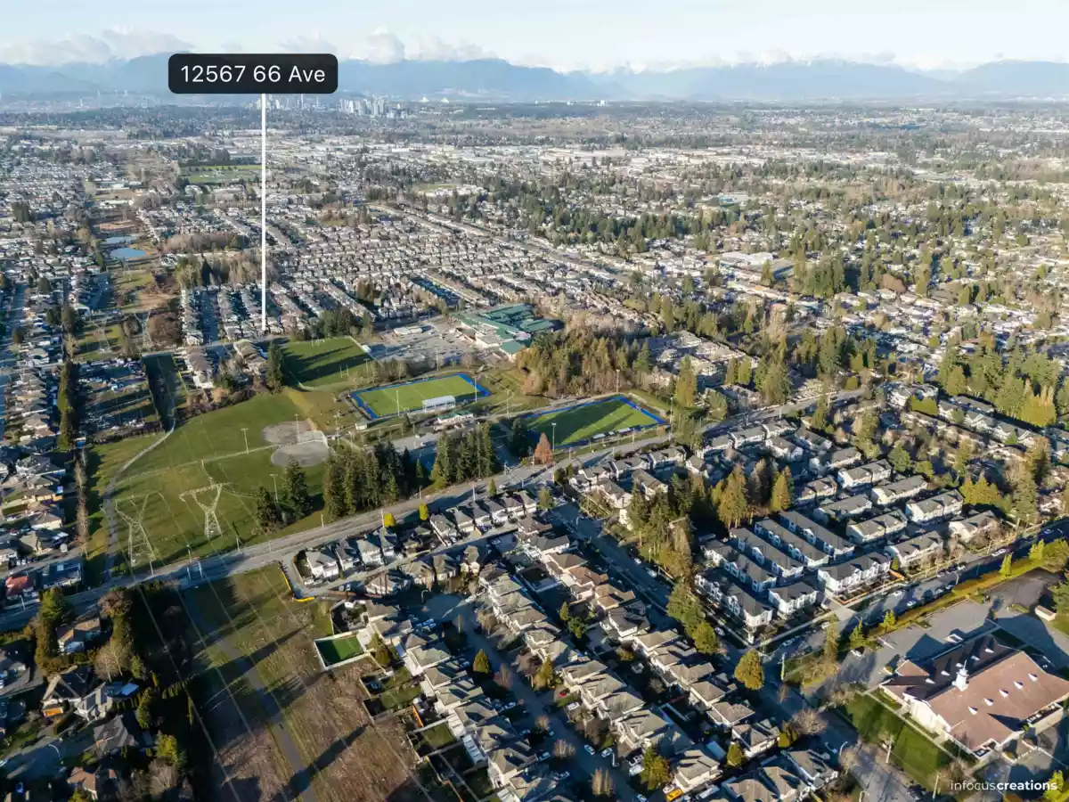 Garage Interior Photo of 12567 66 Ave Avenue, Surrey, BC