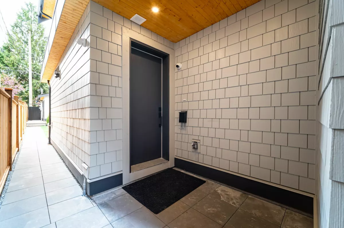 Family Room Photo of 968 W 17th Avenue, Vancouver, BC