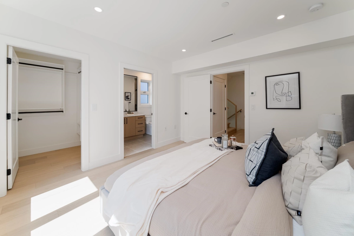 Garage Interior Photo of 968 W 17th Avenue, Vancouver, BC