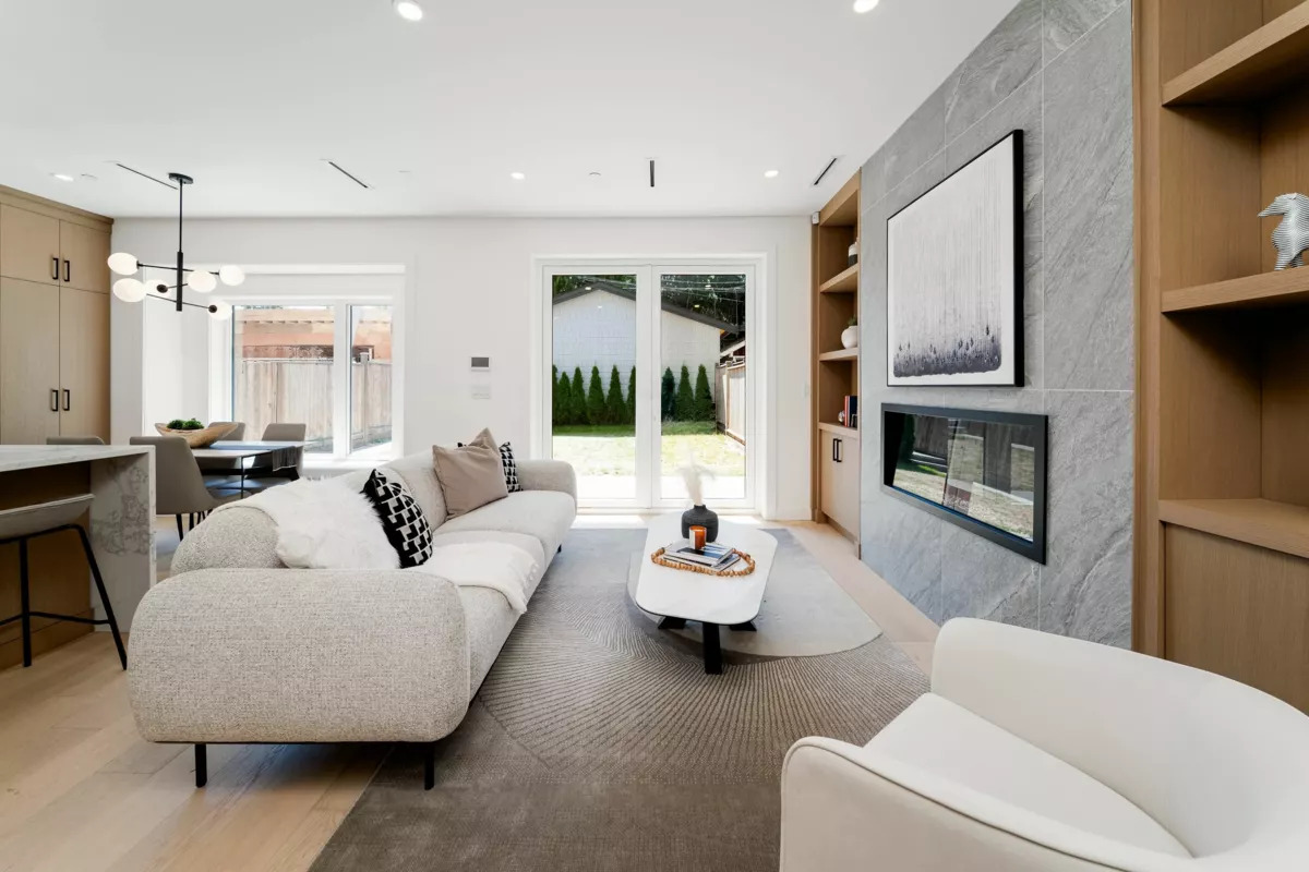 Primary Bathroom Photo of 968 W 17th Avenue, Vancouver, BC