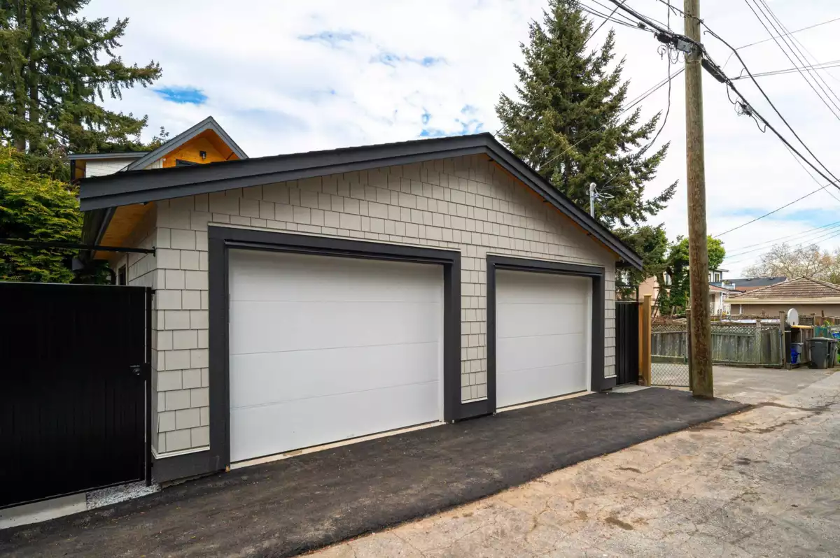 Street View Photo of 968 W 17th Avenue, Vancouver, BC