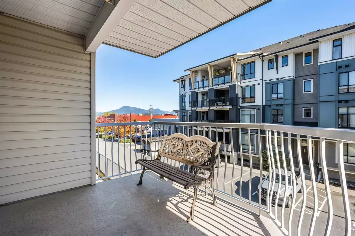 Bedroom 2 Photo of 210 45660 Knight Road, Chilliwack, BC