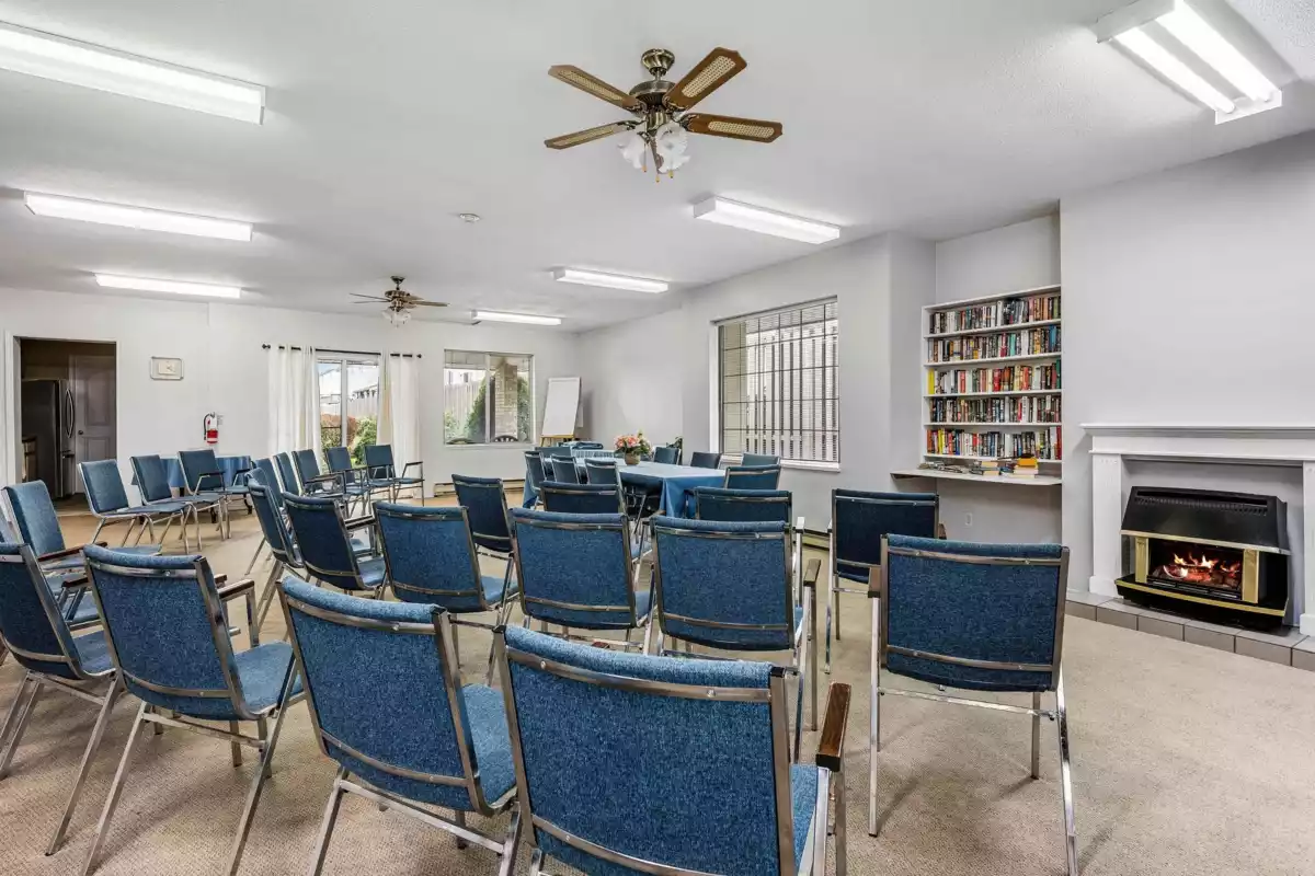 Fitness Center Photo Near 210 45660 Knight Road, Chilliwack, BC