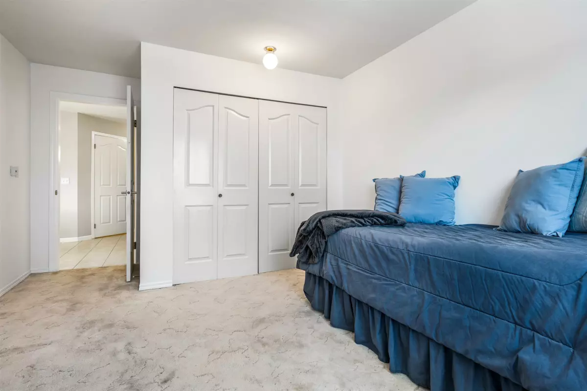 Garage Interior Photo of 210 45660 Knight Road, Chilliwack, BC