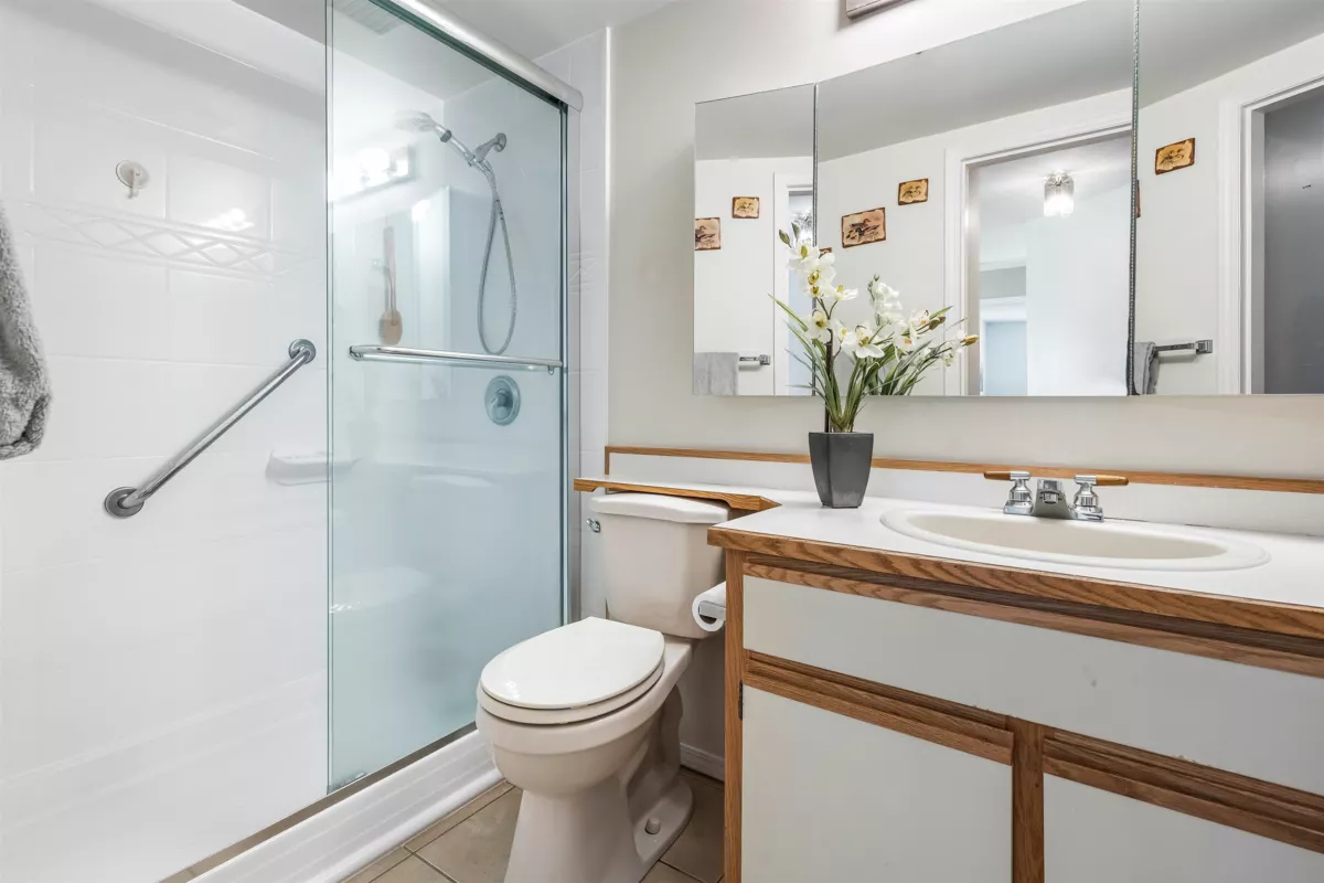 Outdoor Deck Photo of 210 45660 Knight Road, Chilliwack, BC