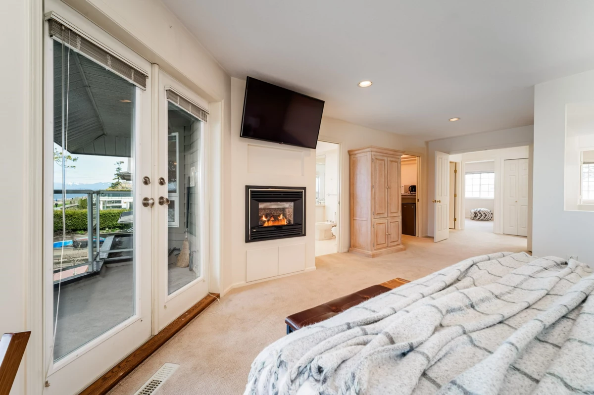 Backyard Photo of 2810 O'hara Lane, Surrey, BC