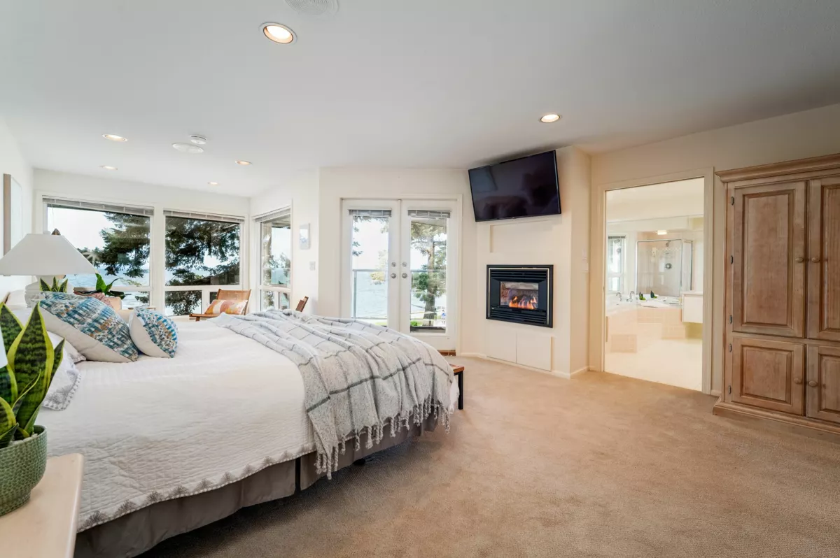 Garage Interior Photo of 2810 O'hara Lane, Surrey, BC