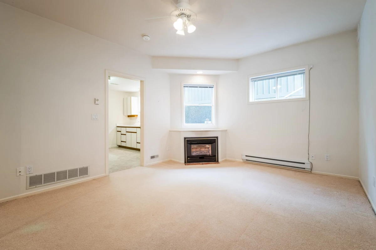 Mudroom Photo of 2810 O'hara Lane, Surrey, BC