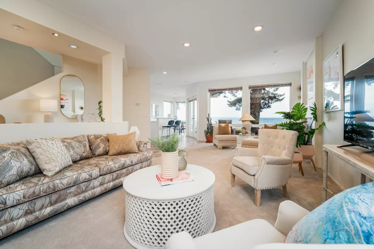 Walk-In Closet Photo of 2810 O'hara Lane, Surrey, BC