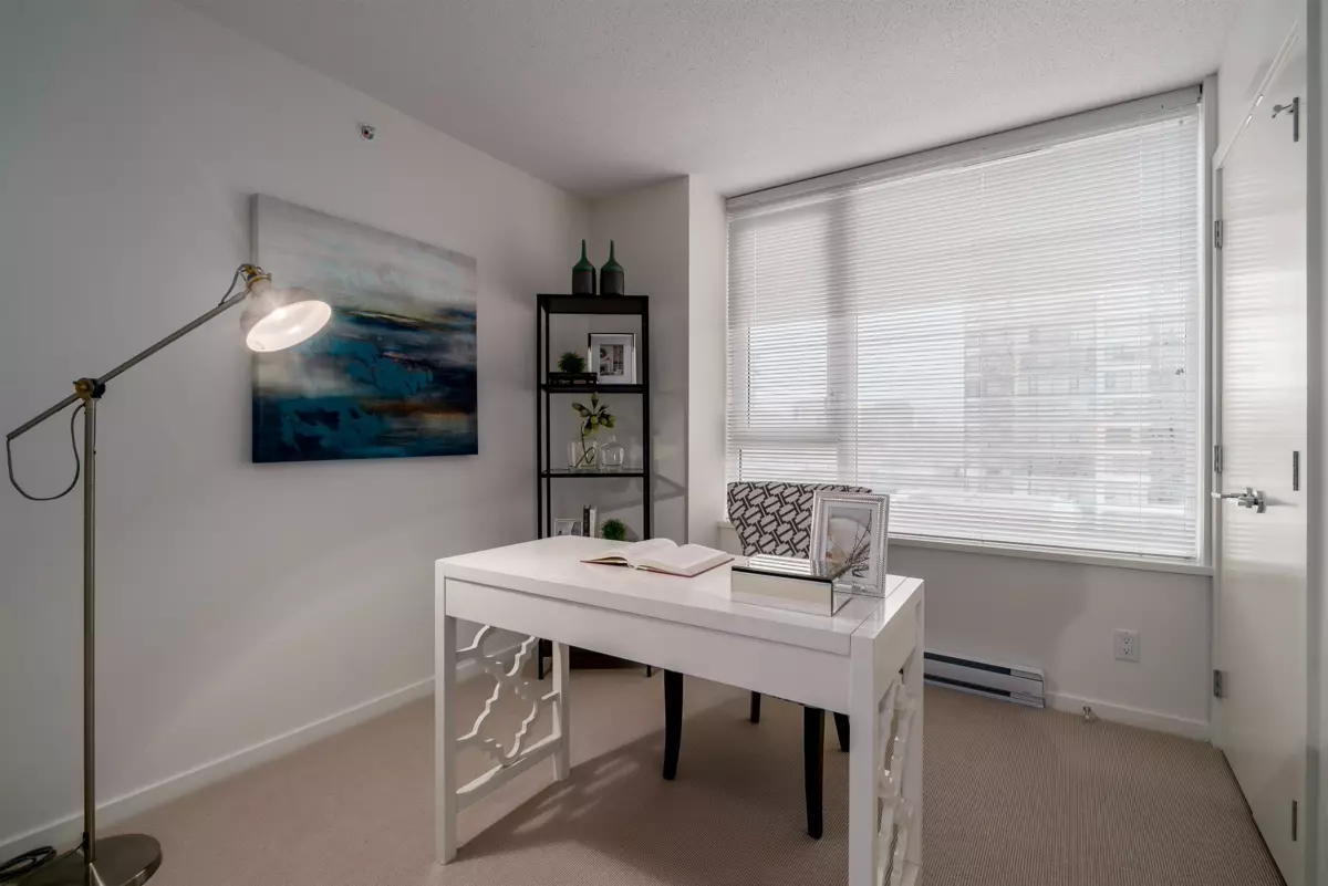 Walk-In Closet Photo of 1110 7888 Ackroyd Road, Richmond, BC