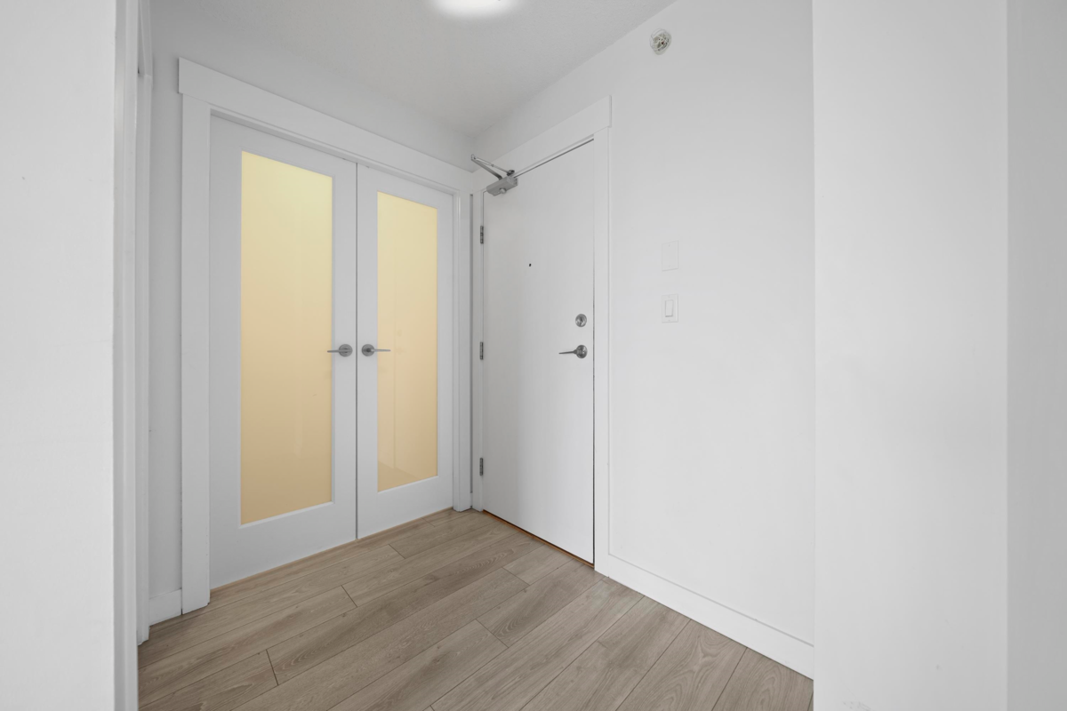 Bedroom 3 Photo of 908 13380 108 Avenue, Surrey, BC