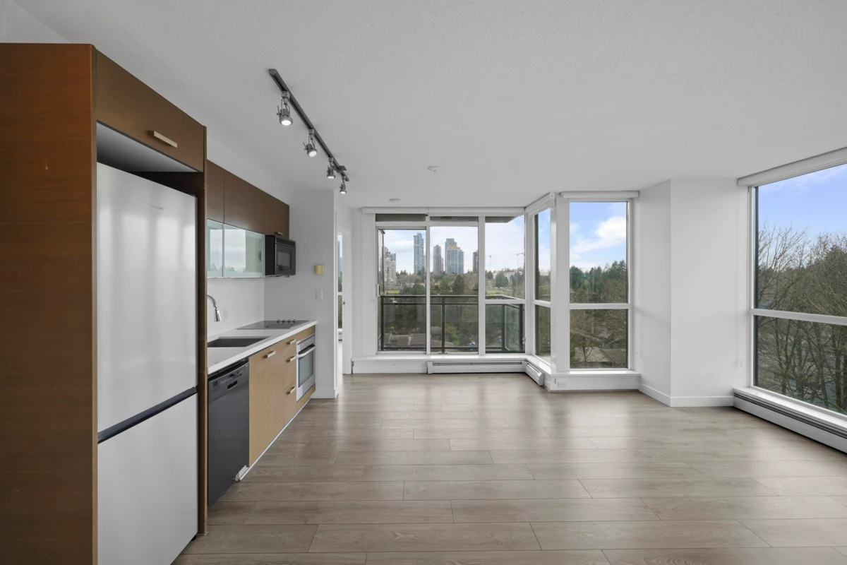 Pantry Photo of 908 13380 108 Avenue, Surrey, BC