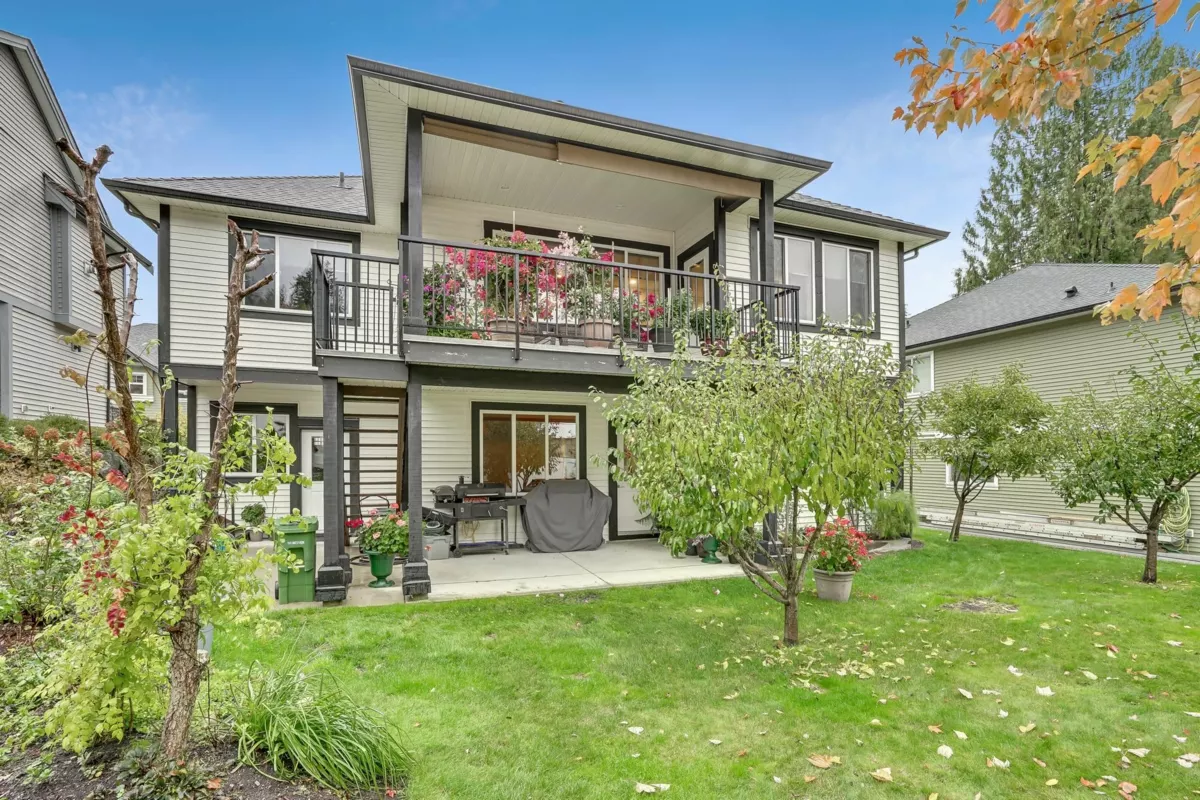 Dining Area Photo of 102 4595 Sumas Mountain Road, Abbotsford, BC