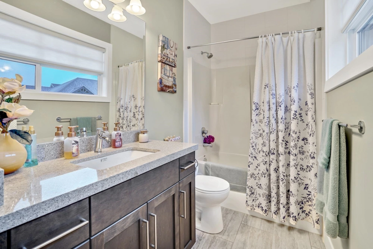 Garden / Landscaping Photo of 102 4595 Sumas Mountain Road, Abbotsford, BC