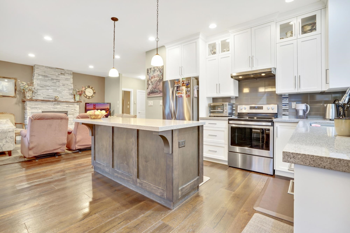 Guest Bathroom Photo of 102 4595 Sumas Mountain Road, Abbotsford, BC
